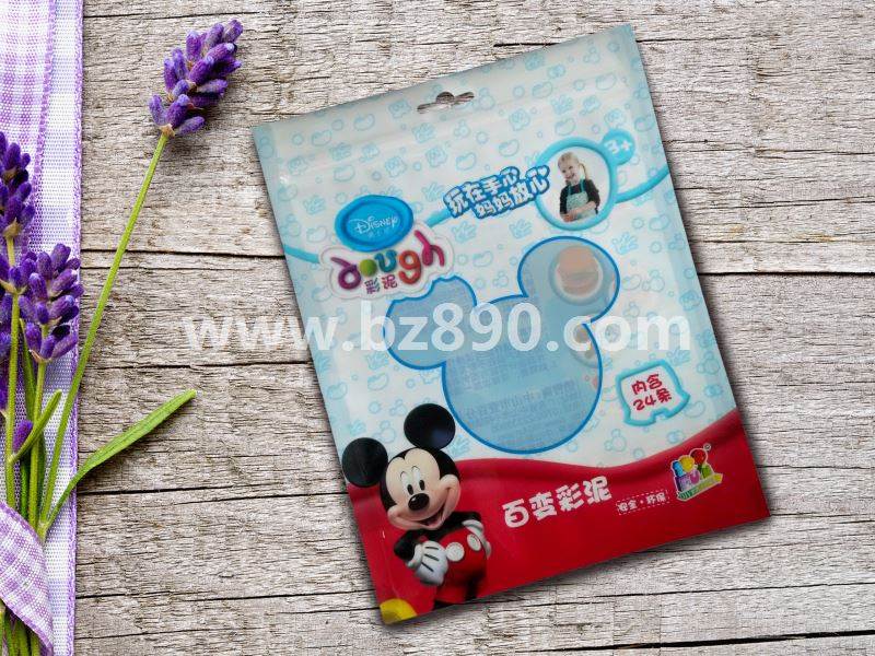 The manufacturer specializes in printing customized cartoon toy game card packaging bag color printing logo